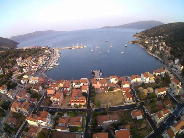 Dionisis Apartments Agia Efimia Buitenkant foto