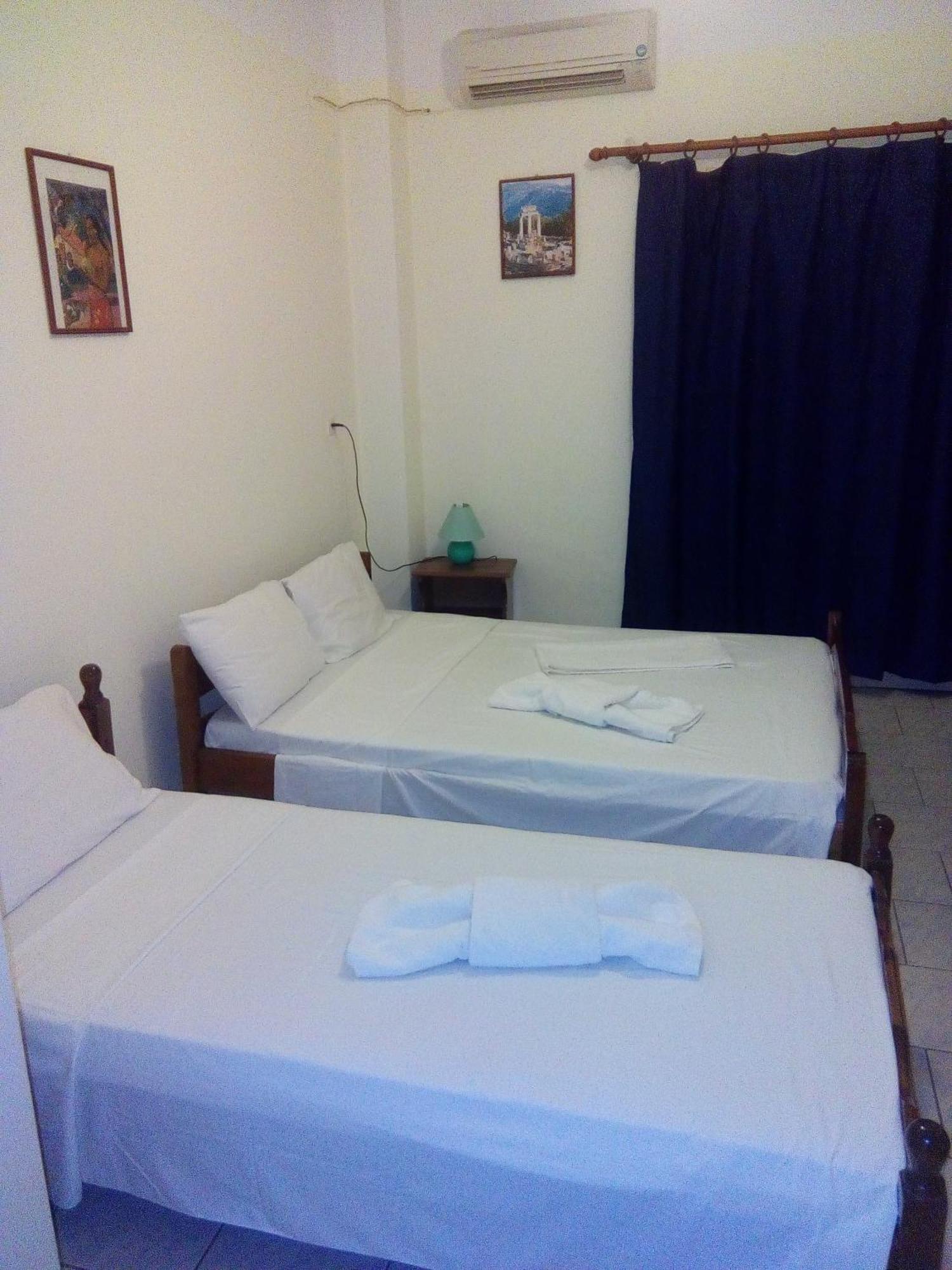 Dionisis Apartments Agia Efimia Buitenkant foto