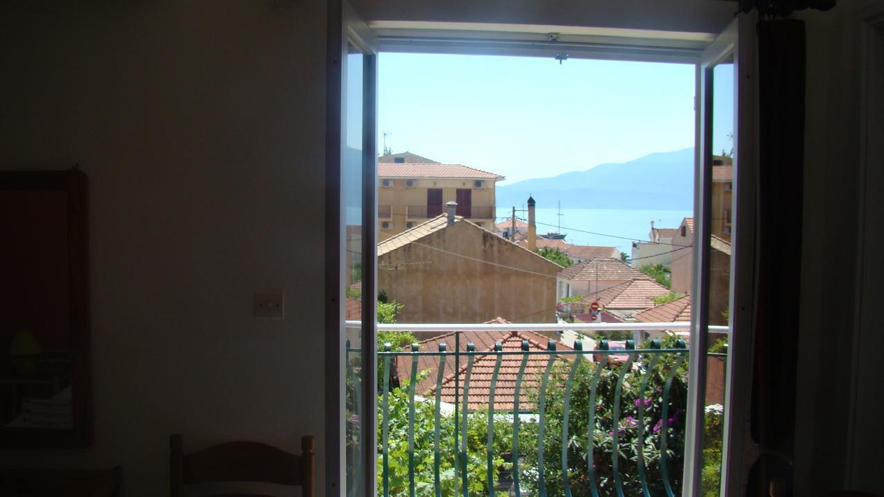 Dionisis Apartments Agia Efimia Buitenkant foto